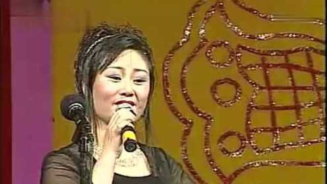 刘老根大舞台开业,赵本山的徒弟何美玲一曲《嫂子》,东北乡音淳朴好听感人