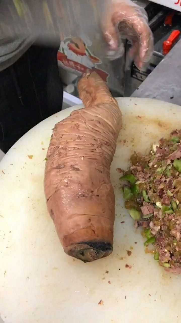 这么粗的驴碗口切起来特别的给力闻着都流口水了