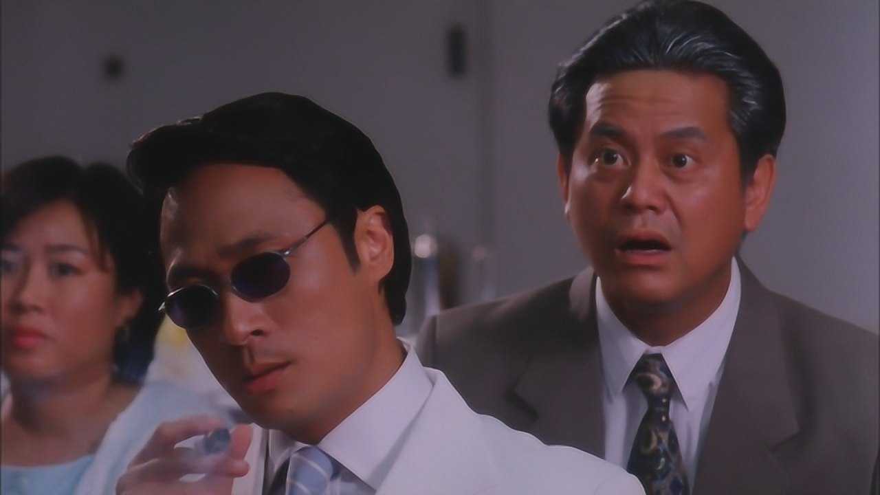 一听到主题曲就忍不住抖腿经典港剧神作难兄难弟电影版