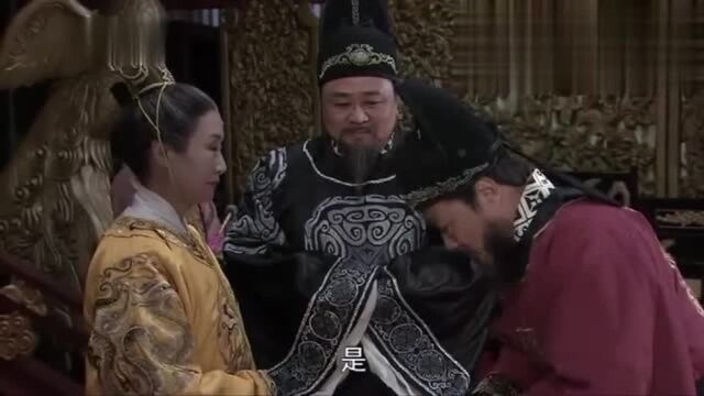 狄仁杰:武元敏半夜行侠仗义,却被人说是失心疯,她竟觉得是夸她