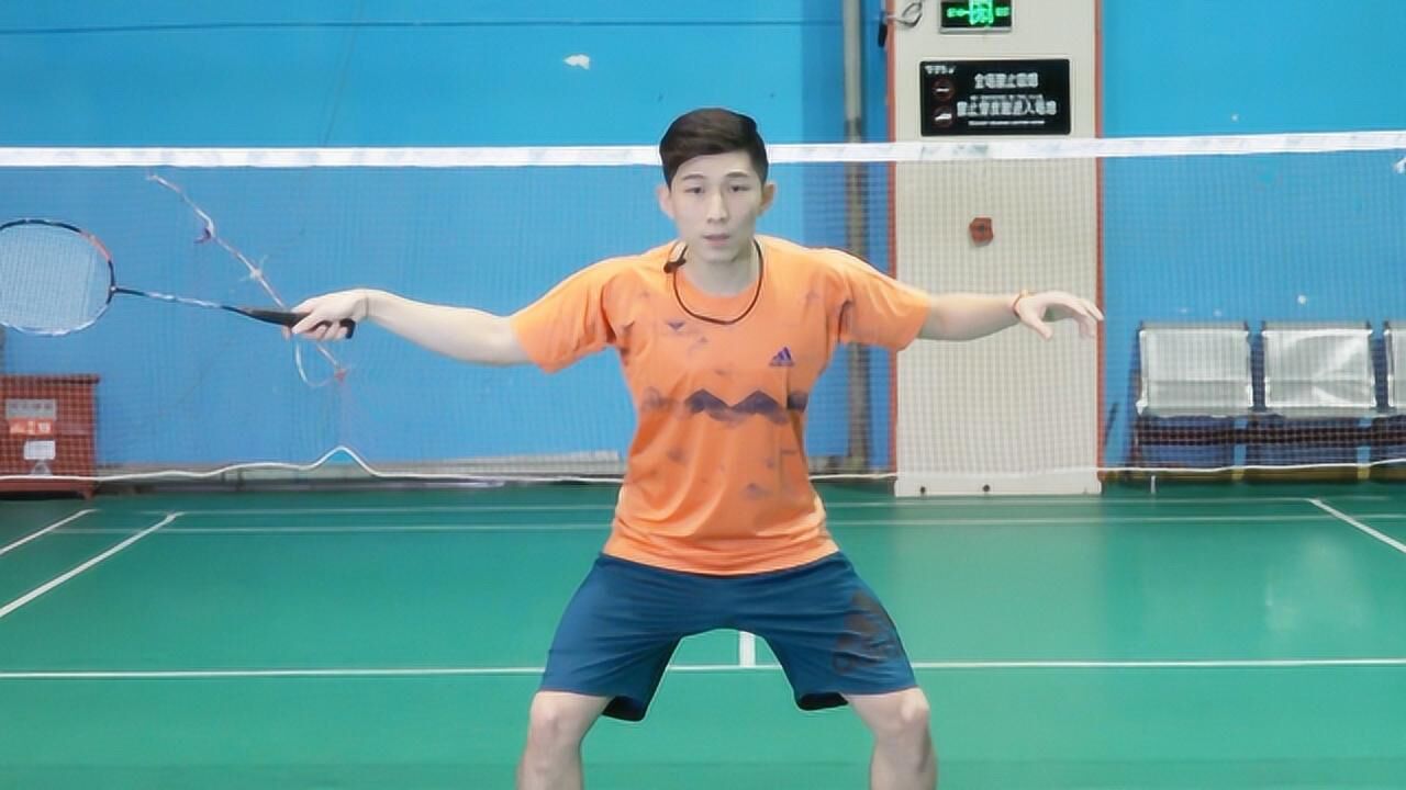 【羽毛球教学】桑尼教练教你羽毛球手腕的准备姿势