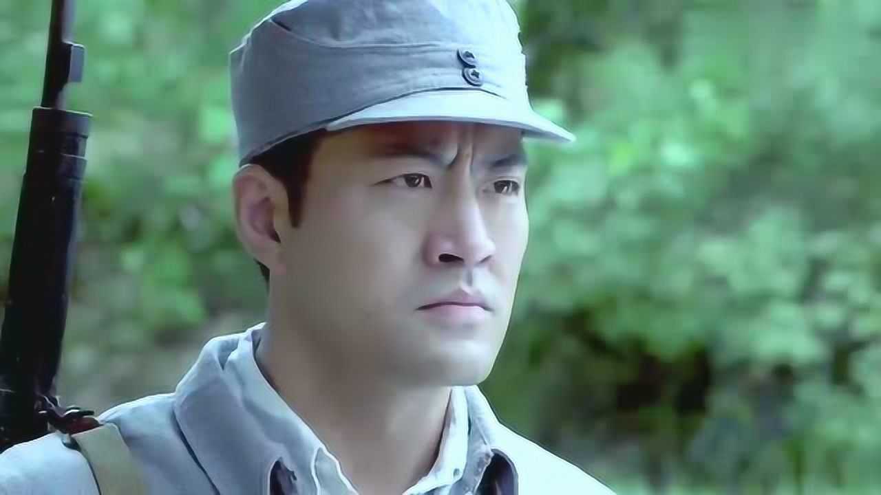 八路特战队枪法一绝上去出其不意开一枪一枪枪毙鬼子狙击手