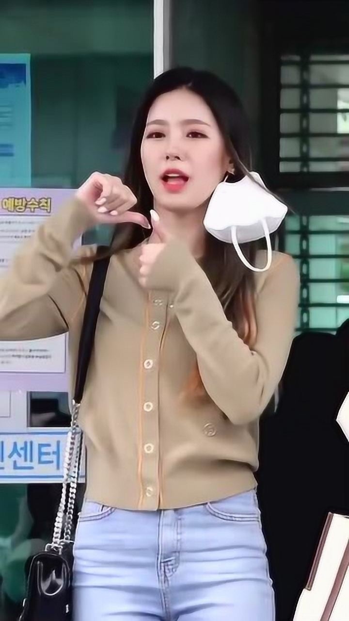 韩国演员金恩美颜值第一的自信独一无二的气质