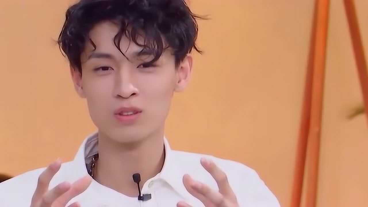 老秦秦霄贤竟然这么难他竟然是由粉丝的鼓励支撑着我心疼了