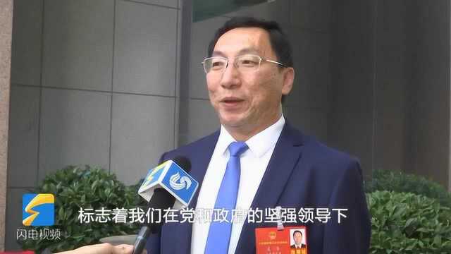 全国人大代表文冬:坚决抓好校园的疫情防控工作 尽最大努力令社会满意