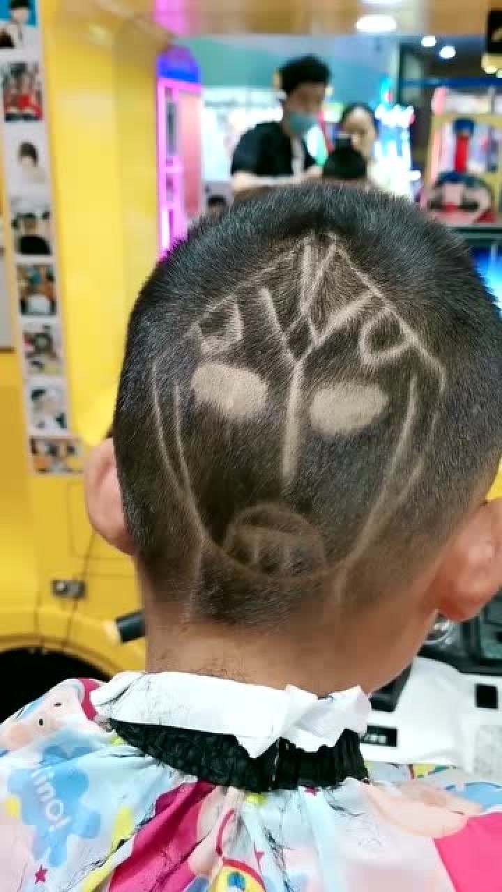 最近流行的奥特曼发型,太帅了!