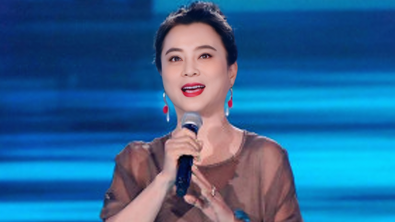 李玲玉太敢唱了,排名第一的"肉麻歌"随口拈来,歌声太酥了