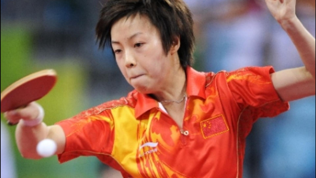 体坛名场面|张怡宁的实力究竟有多强,用鞋底都不可能输,网友:"太强了"