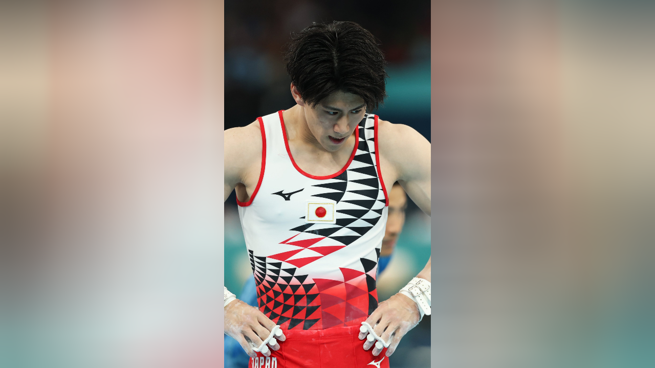 冠军热门连续爆冷 单杠卫冕冠军桥本大辉失误出局