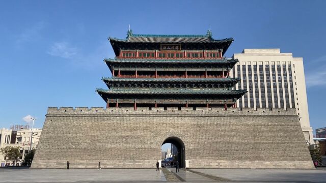 太原市中心花巨资打造了一座城门,成为太原新地标,快来看看壮观不?