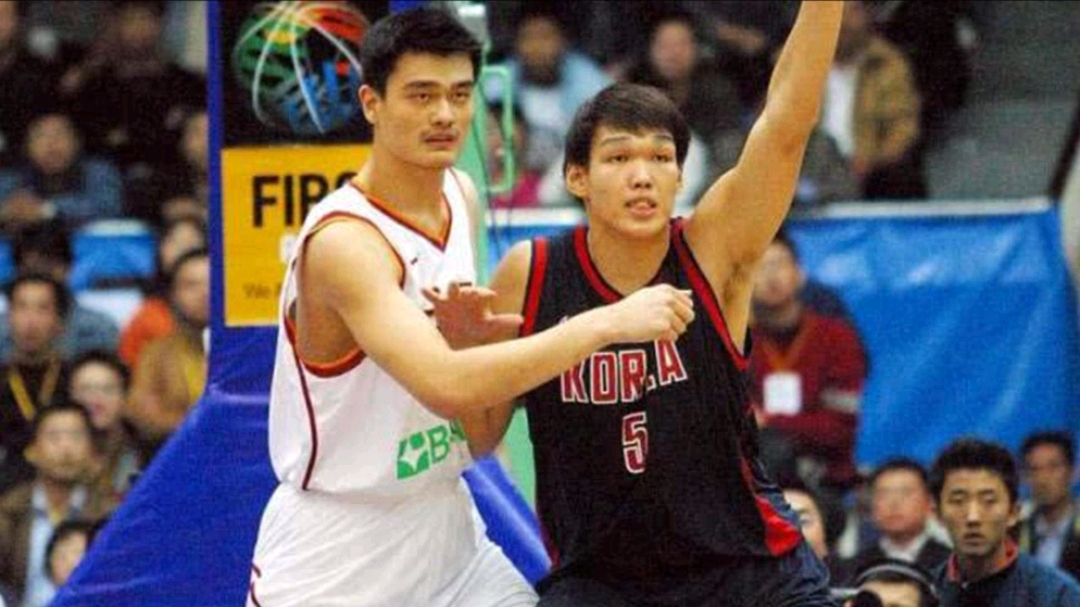 03年亚锦赛姚明如何暴打"亚洲第一中锋"河升镇?