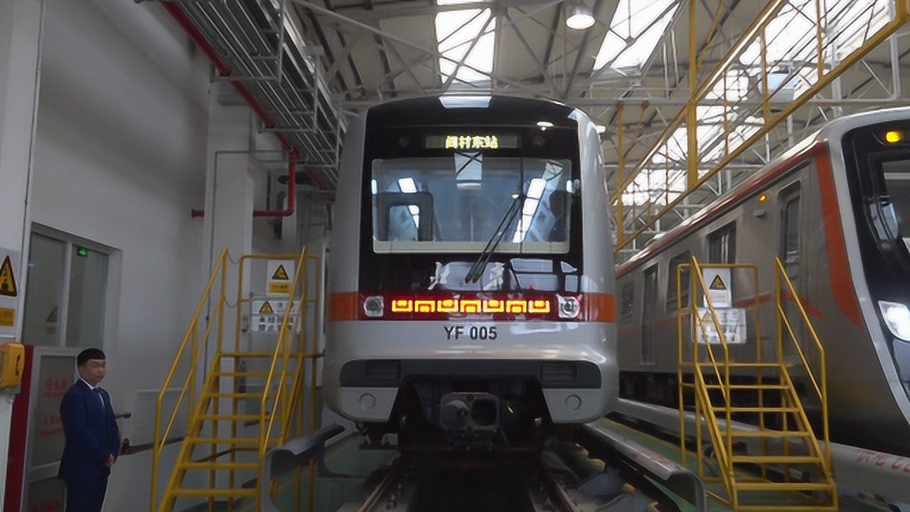 全自动无人驾驶!上海轨道交通14号线列车,在南京成功下线