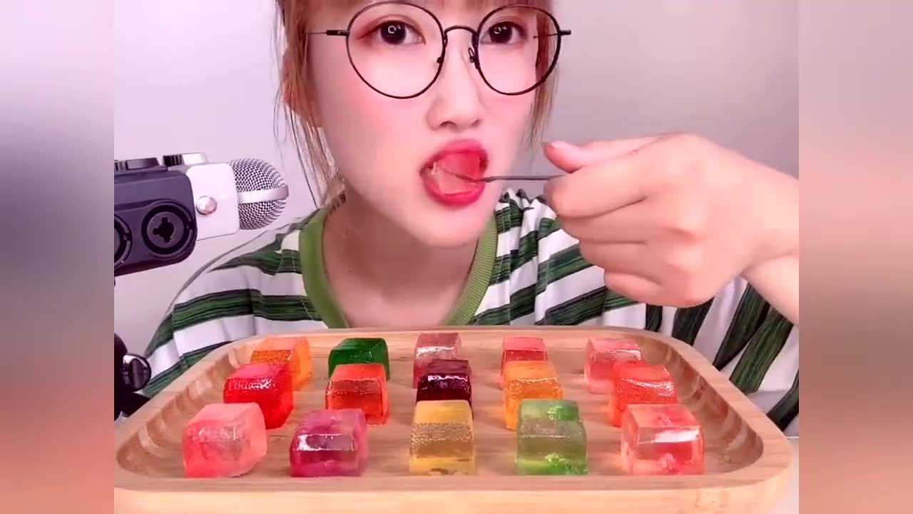 声控七彩琥珀糖,太治愈了,你们喜欢这种声音吗?我觉得助眠!