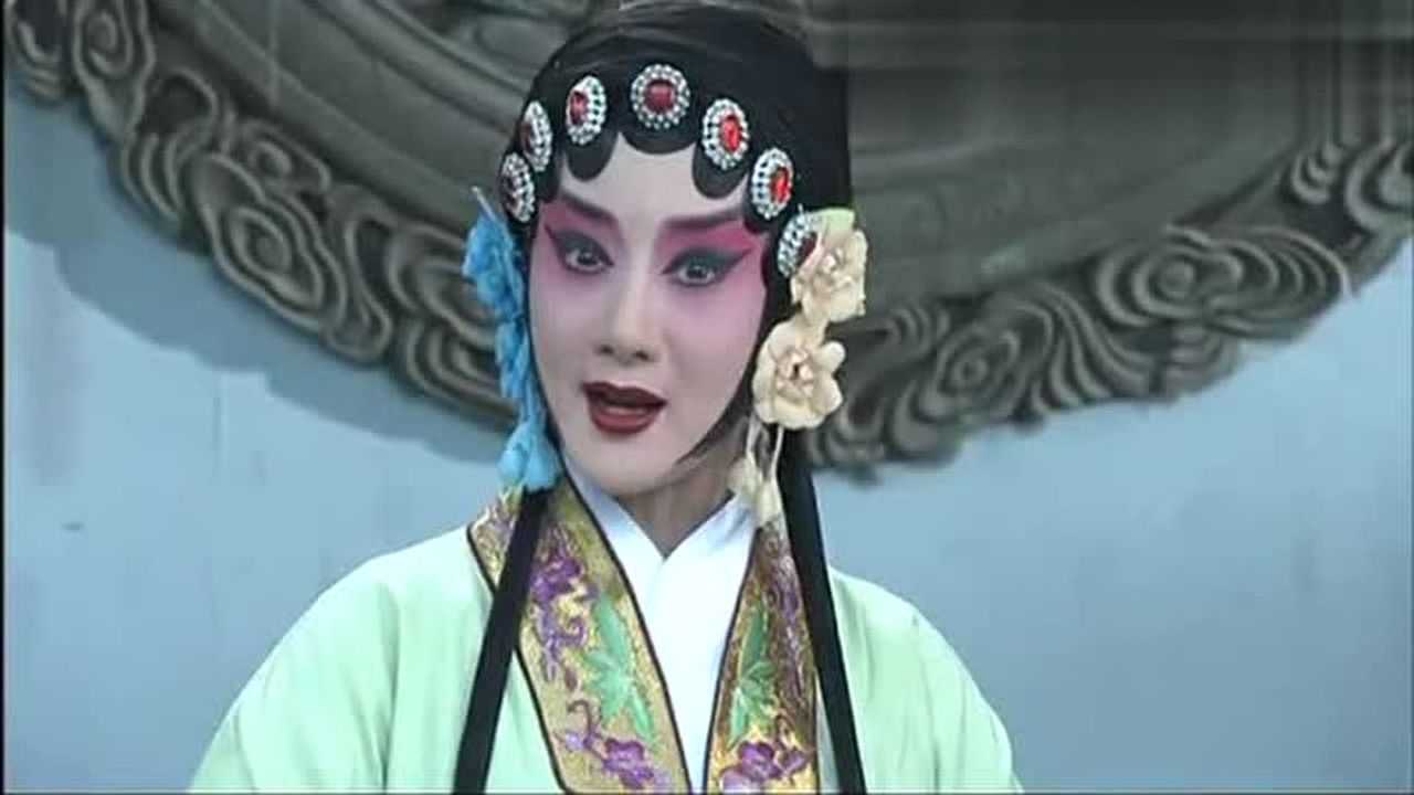 影视:唱戏女因恨唱抗日救国之戏,日本鬼子听不懂还说好,聪明!