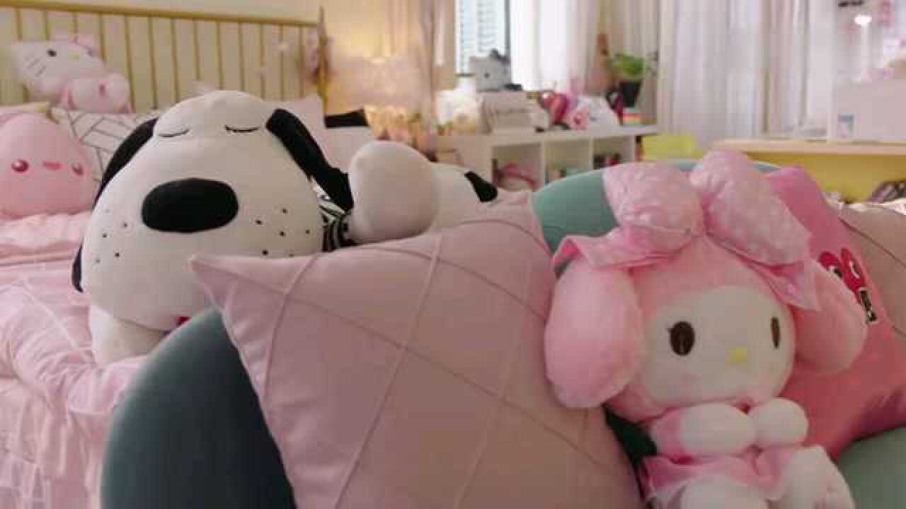 佟年房间好粉啊