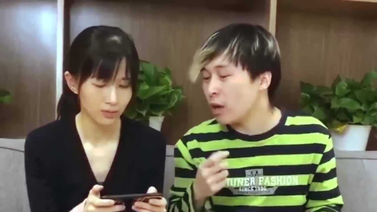 papi酱陪老公玩游戏没想到全是套路