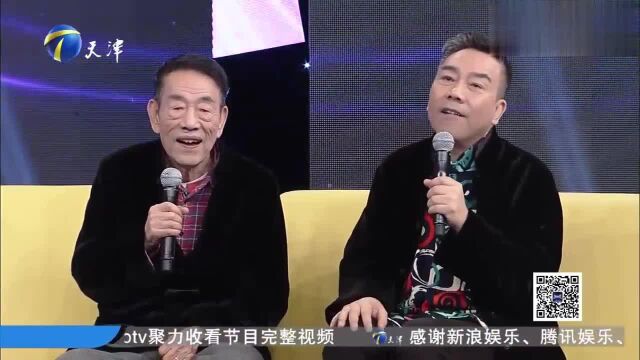 杨少华一共有4个儿子,笑称说相声不用找人,家里就能开相声大会