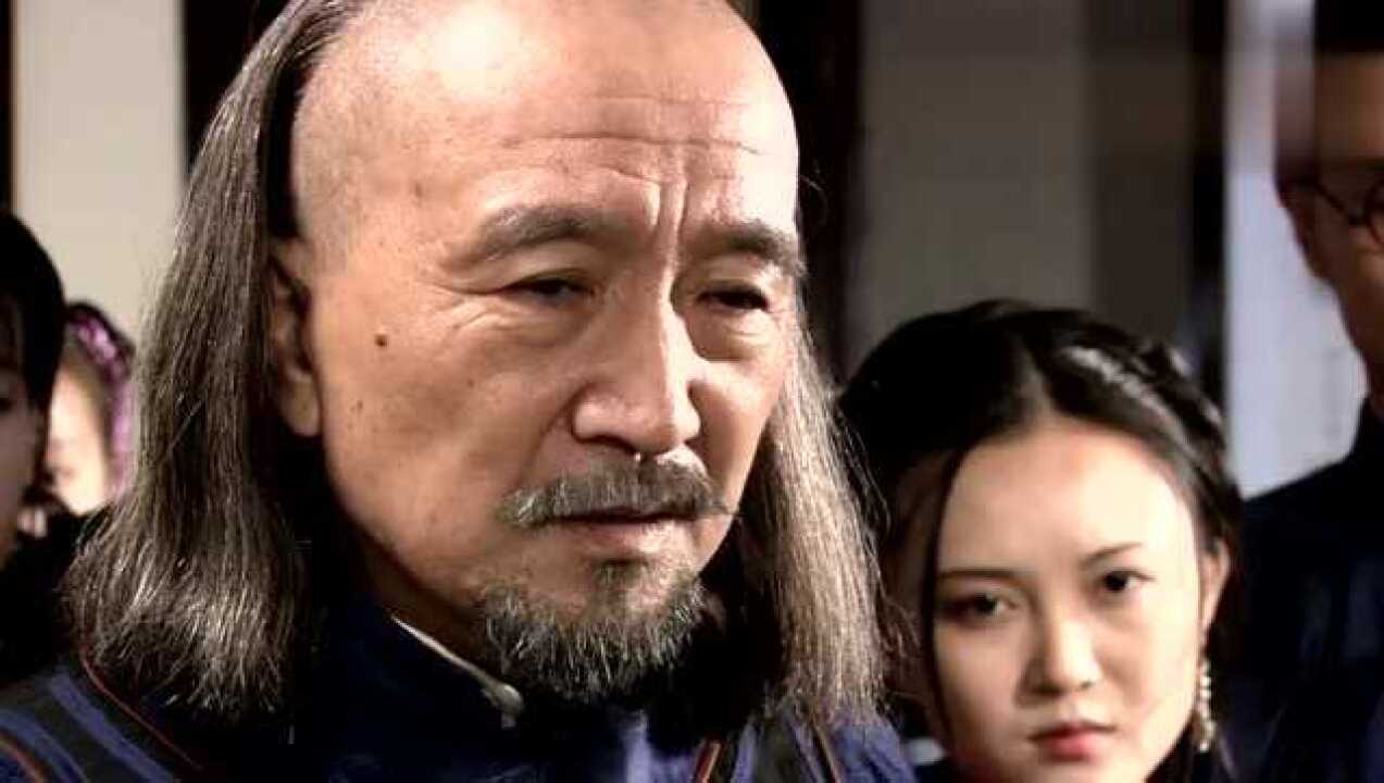 影视:喜来乐人地善良给王太医看病,王太医誓死不喝药.