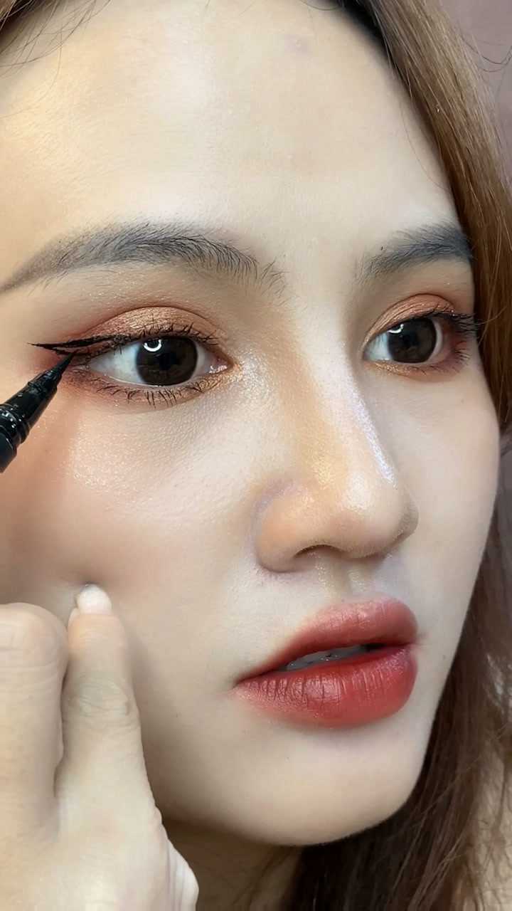 欧美狂野眼线重要性