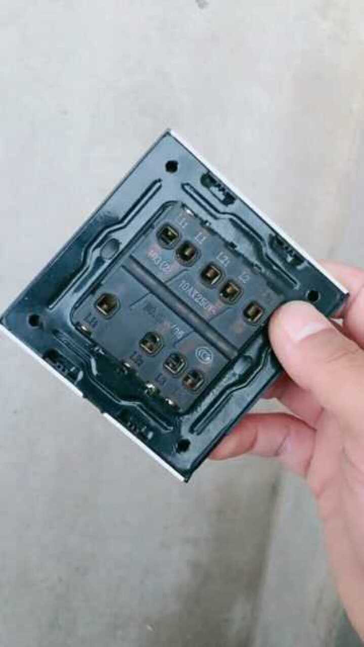 三开双控开关的接法,一看就能学会