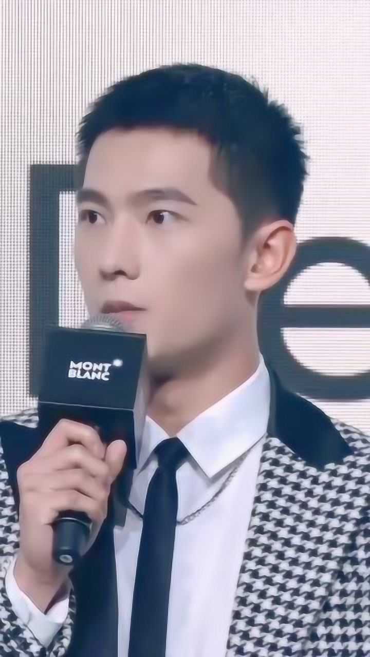 杨洋这寸头太帅了吧女生是不是都喜欢这种发型