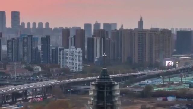 大报恩寺琉璃塔,曾是天下第一塔,老外称之中国瓷塔,国外盛名比肩长城