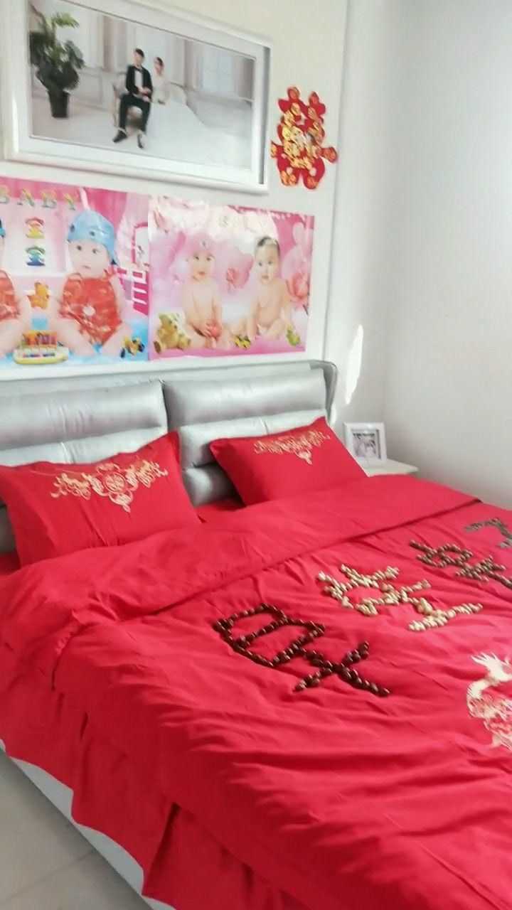 这个婚床布置的很好,把花生,枣铺成四个大字!_腾讯视频