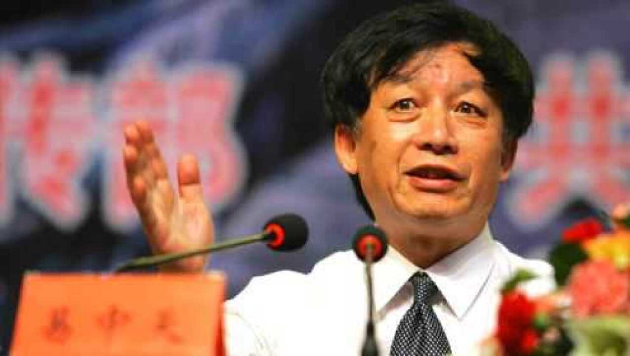 王志采访名场面:易中天脸都被问垮,也就他敢提这么犀利的问题_高清1080P在线观看平台_腾讯视频