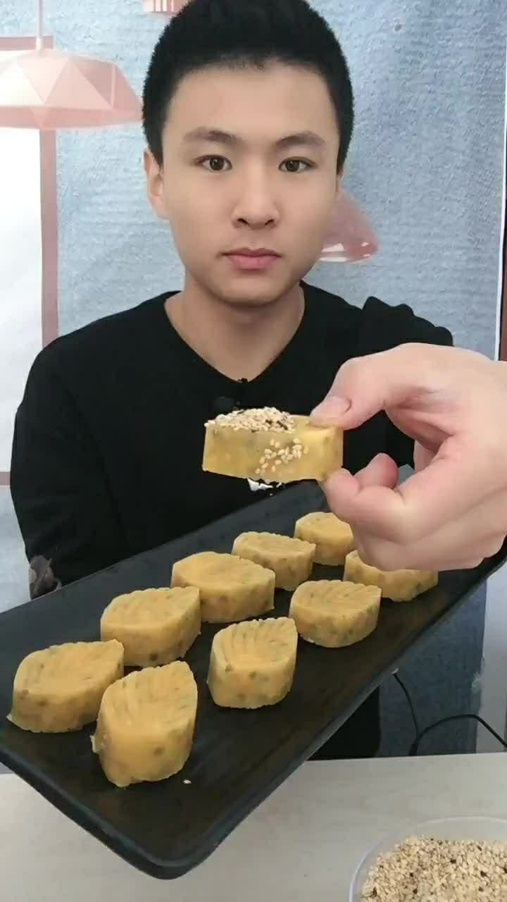 百香果加上白芝麻,你们大家看看,真棒