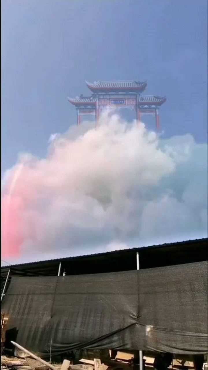 第一次看见海市蜃楼像座南天门好美的景象