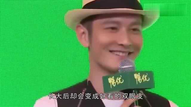 港媒再曝两岁小海绵正面照!可爱帅气的他与黄晓明如复制粘贴