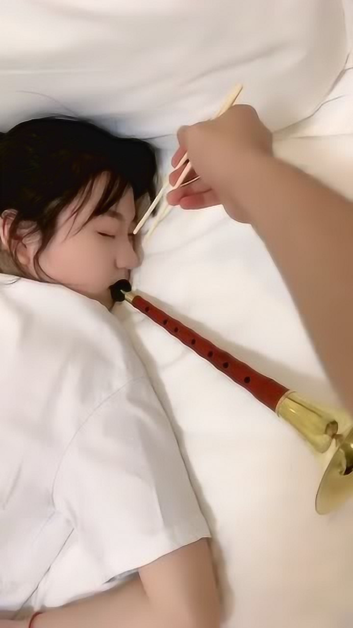 女生打呼噜 腾讯网
