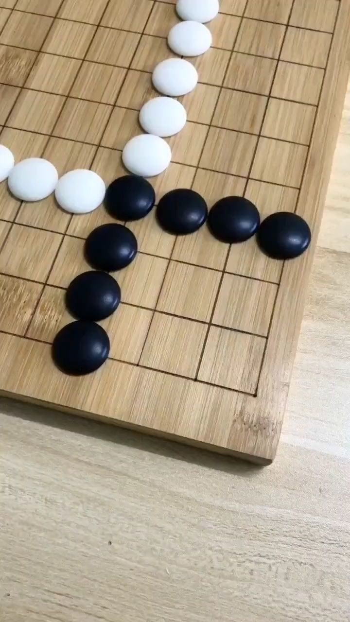 金角银边草肚皮看到这个场景我忍不住笑出了声