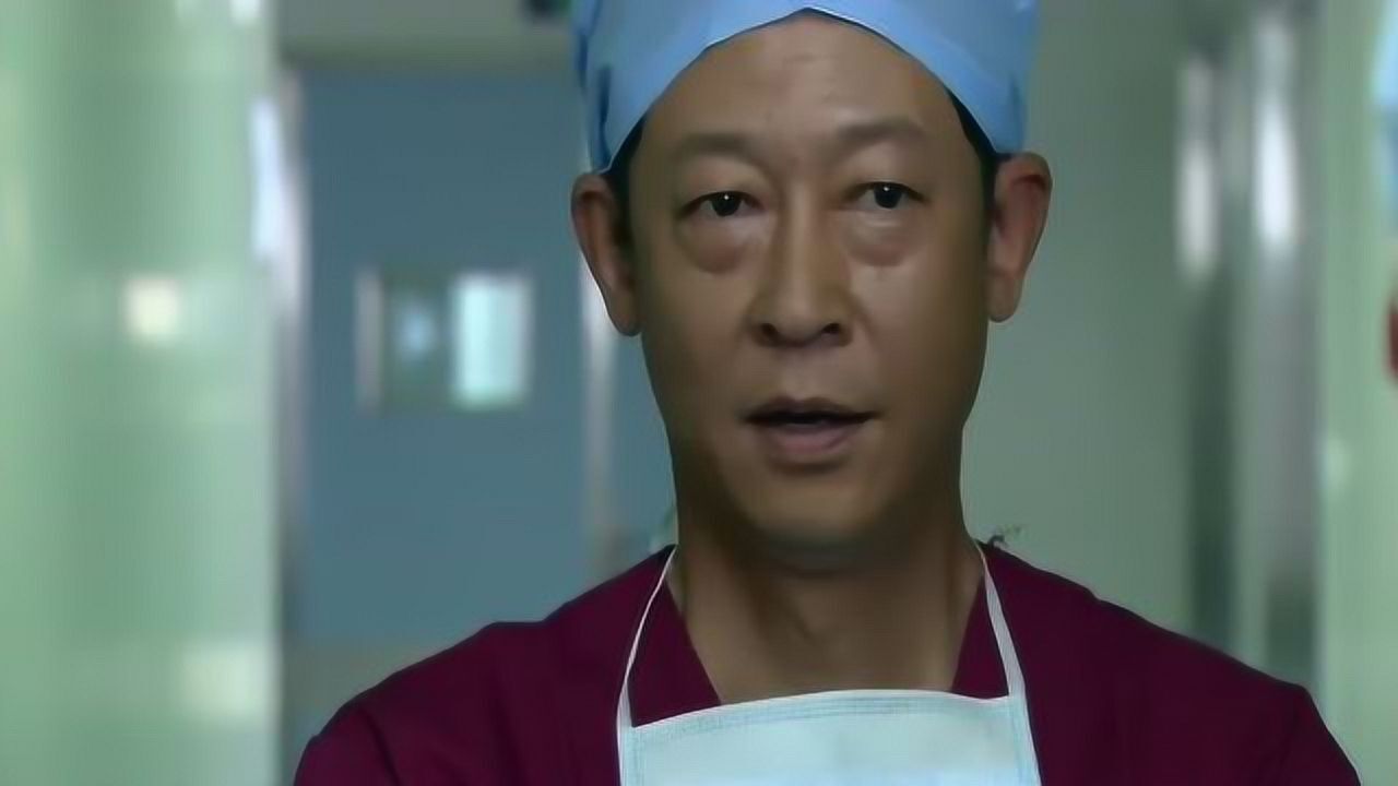 司马医生是众人的表率,同事找院长,希望司马博铭不要离开医院