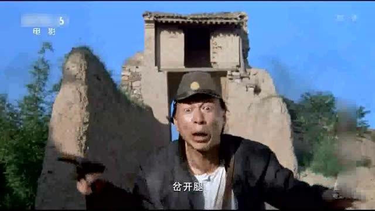 汉奸急喊太君岔开腿这就对了原谅石猴不忠厚的捂嘴笑了