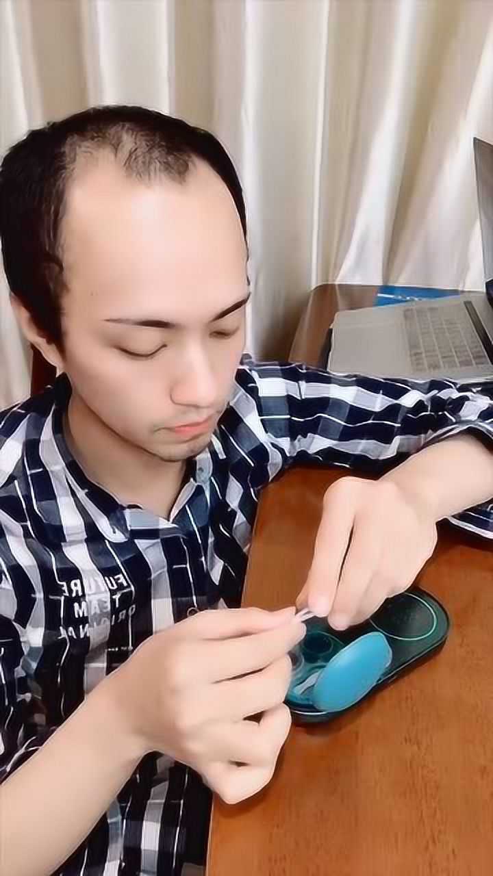 程序员秃顶太久,都忘记自己是古风美男了,变装后太惊艳!