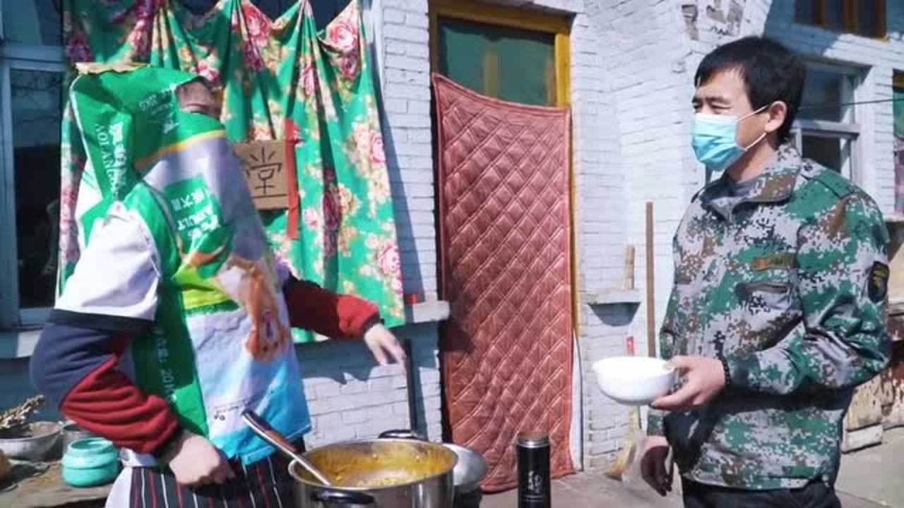 美女头套麻袋保持安全距离太6了