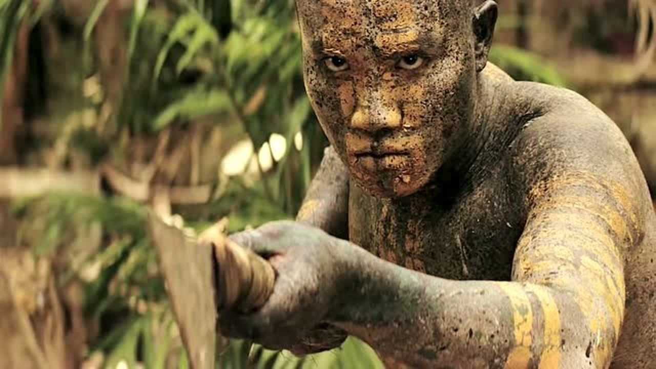 好莱坞大片金刚2骷髅岛,特种兵深入原始森林,没想到遇到了原始部落的