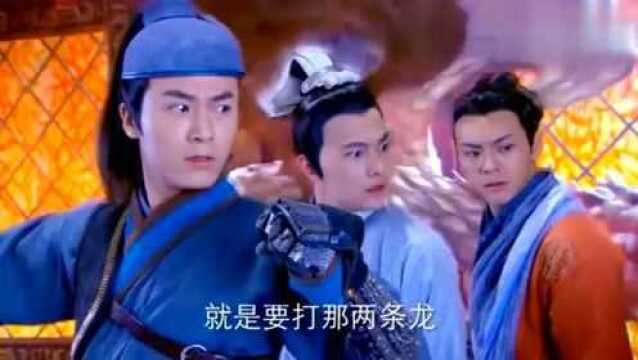 男子练成绝世神功,召唤暗黑巨龙,不料却被小伙一剑刺穿腹部!