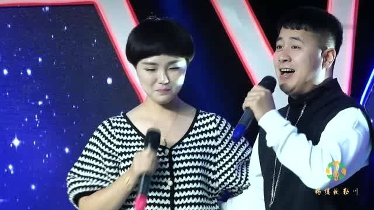 小甜瓜赵丽娜黄土地情歌走西口的人包头体育馆现场版