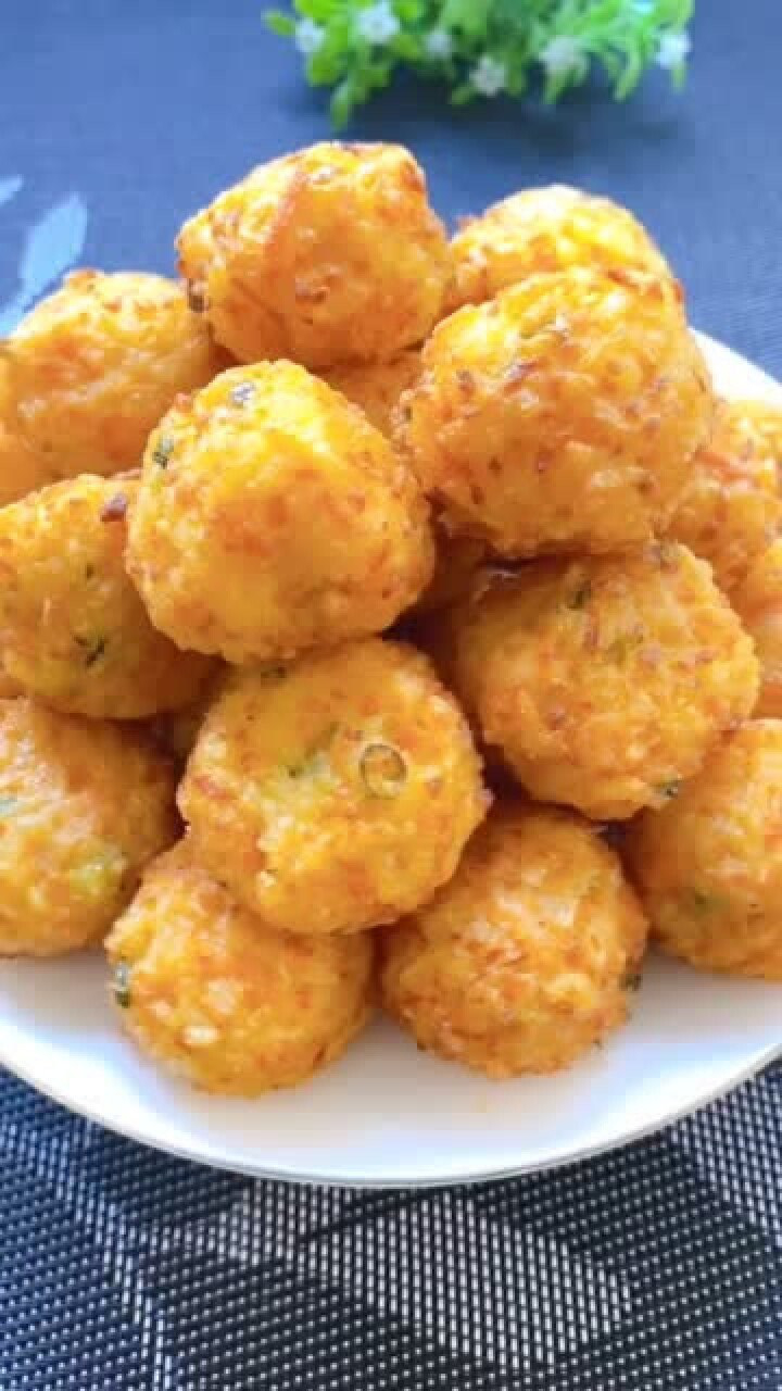 焦香酥脆的炸素丸子你吃过吗?比肉都好吃