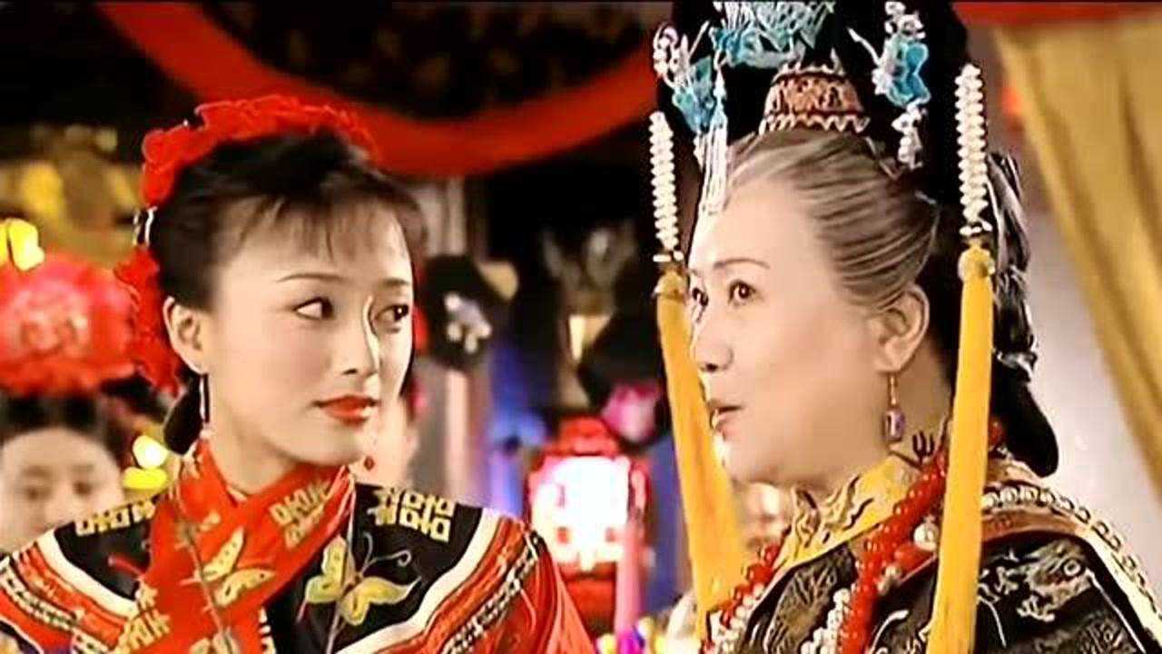 知画和五阿哥大婚之日,如众星捧月一般!还有人记得小燕子吗?