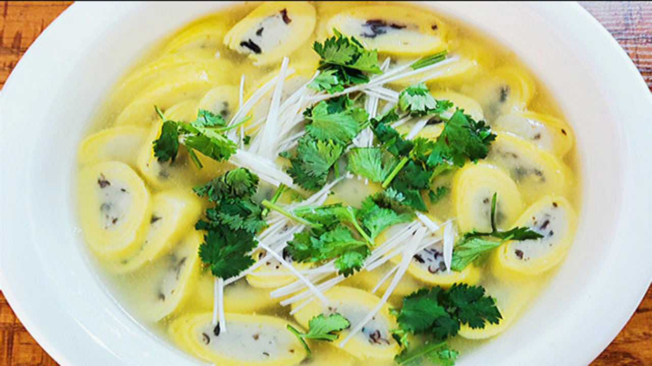 厨师长分享酿菜汤的简单做法,酿菜鲜香又滑嫩,入口清淡又美味