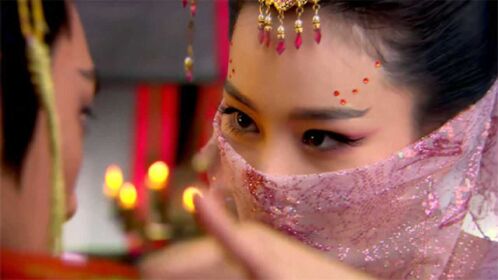 影视剧中跳舞片段:苏坦己舞蹈身姿真妖娆,高贵妃一身伤还坚持跳舞