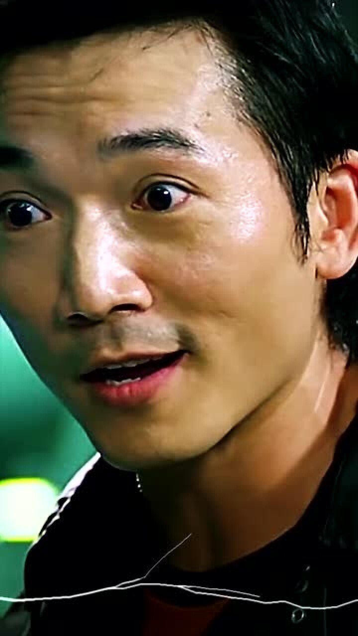 以前没发现邹兆龙原来是双眼皮