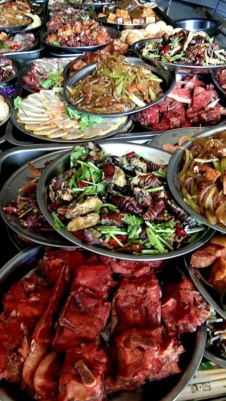 东北农村大席上的菜有几个是你喜欢吃的!