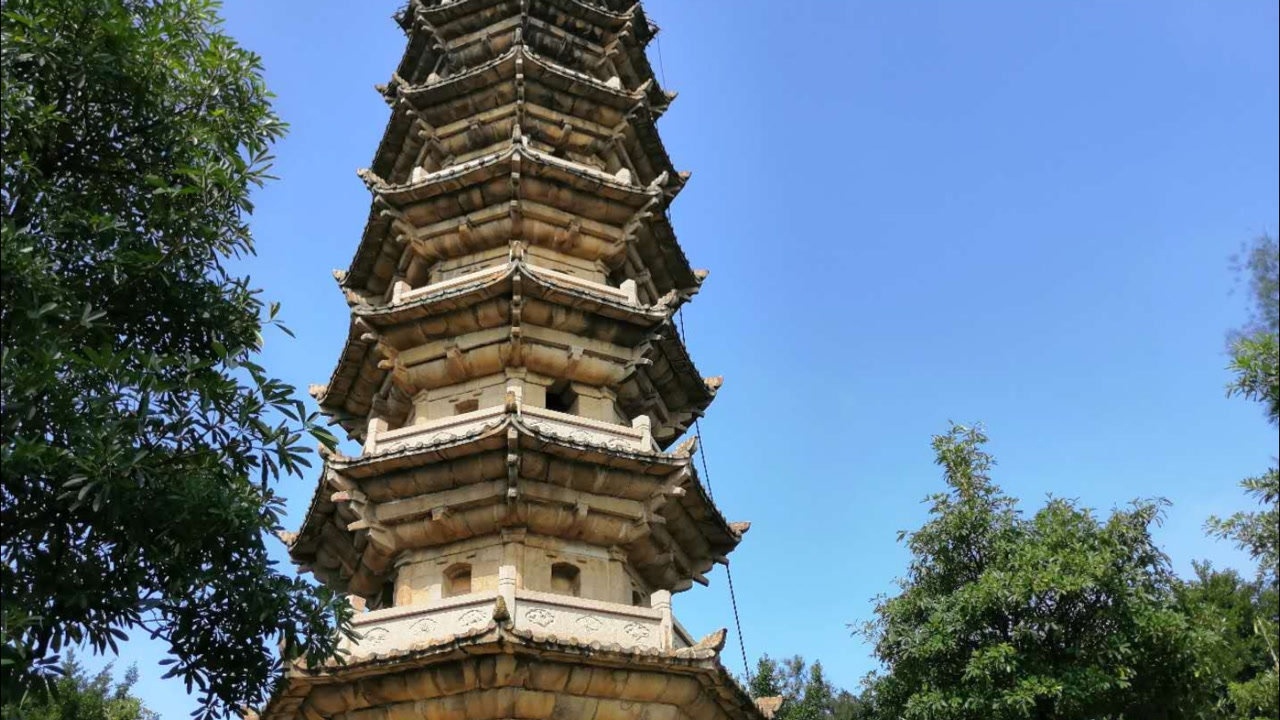 长乐三峰寺塔又名圣寿宝塔,为皇帝祝寿所建,为啥多次改题塔名