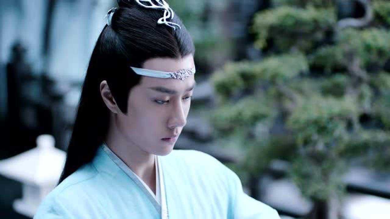 蓝忘机雪夜领罚!他就那么跪着任雪落满身!