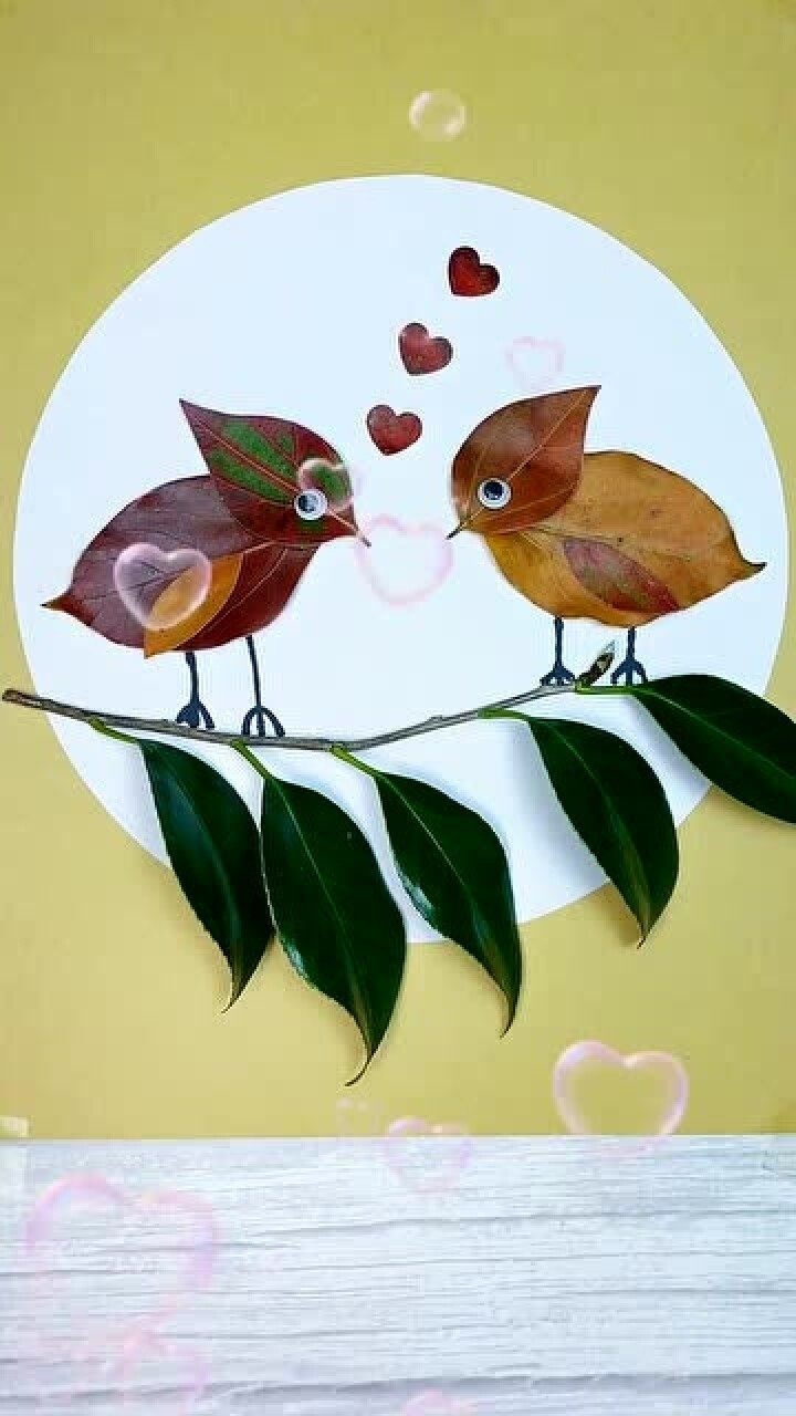 一幅小鸟树叶贴画很多人关心你飞的高不高很少人关心你飞的累不累