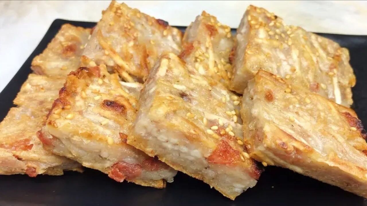 广式名点"芋头丝饼",教在家轻松做,外酥里糯,咬一口满嘴留香